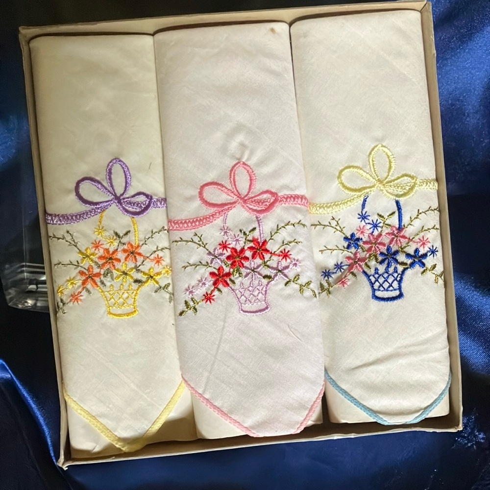 Embroidered Floral Handkerchief Set - Purple, Pink, Yellow